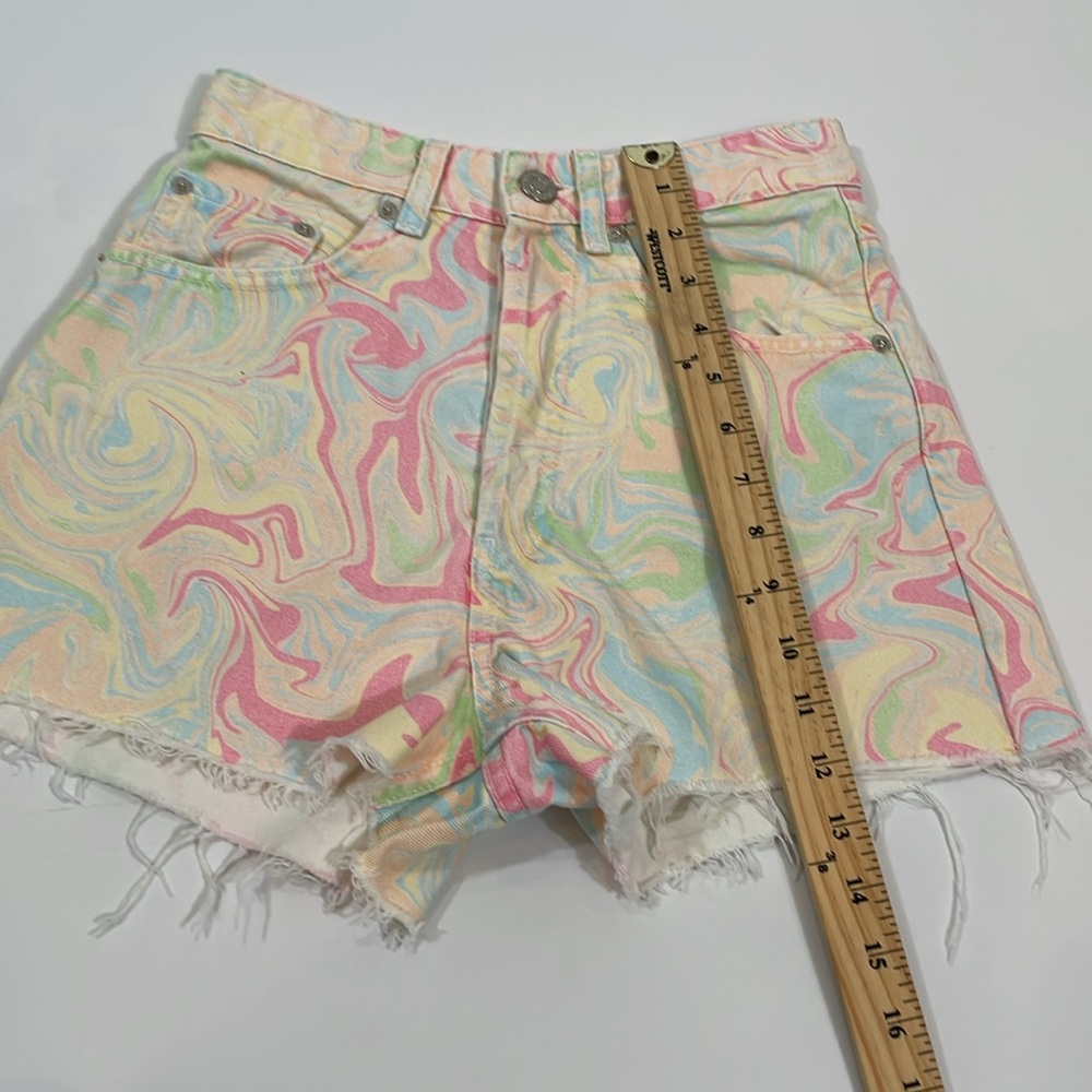 Zara Jean Shorts Size 2 NWOT Colorful Swirl Print Denim High Rise - Picture 7 of 11